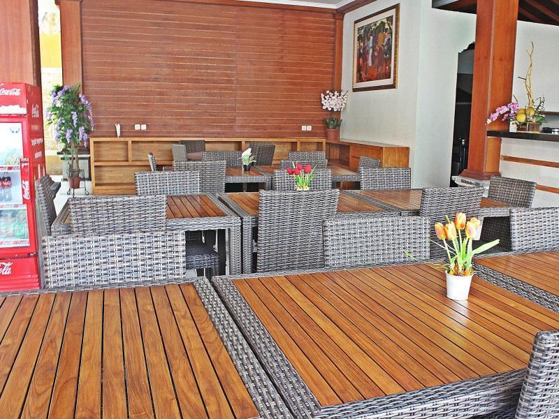 Mirah Hostel レギャン エクステリア 写真